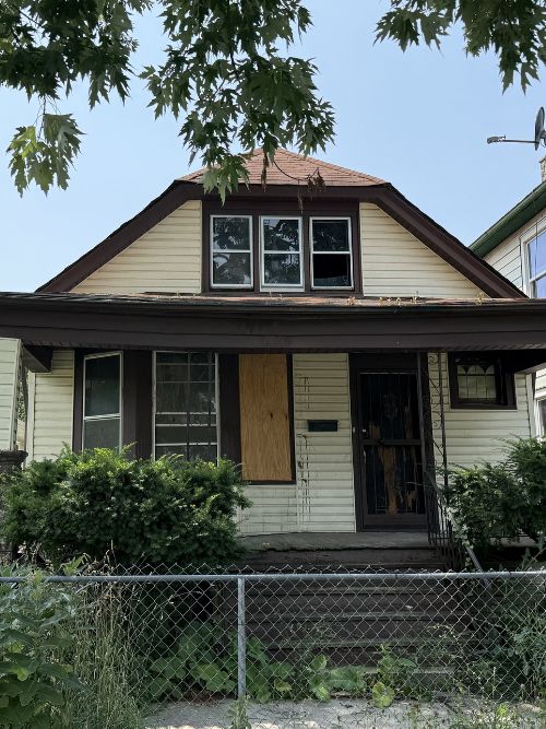 10504 S La Salle St Chicago IL 60628 10504 S La Salle St Chicago IL 60628